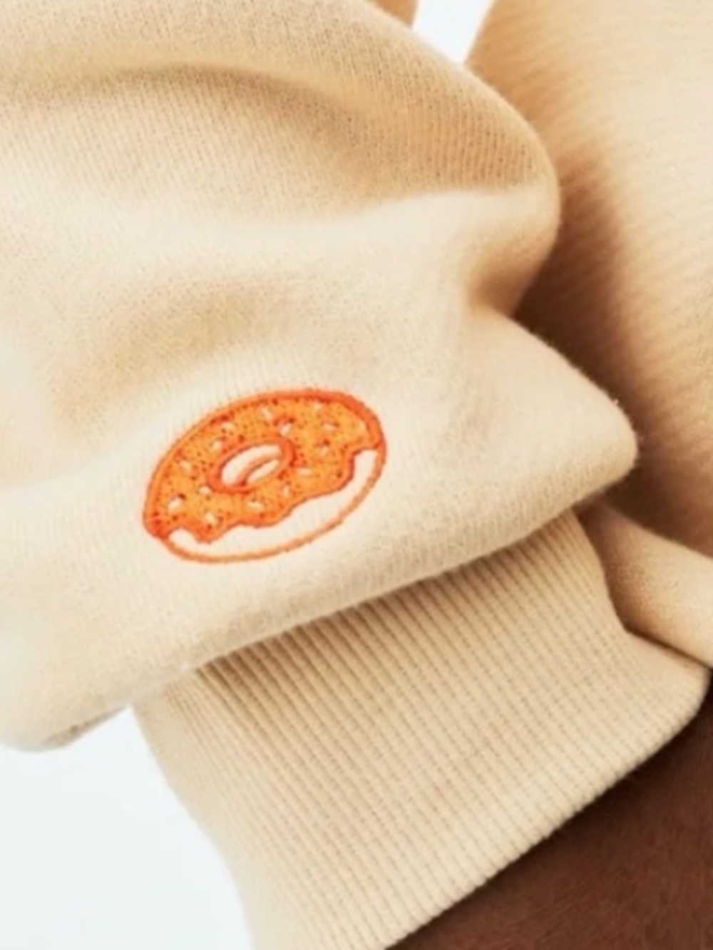 PARKE x Dunkin Varsity Mockneck Latte  + Tumbler | NEW - Picture 3 of 11